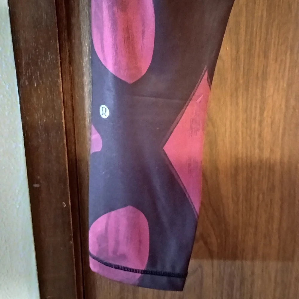 Lululemon All Sport Crop Leggings - Picture 3 of 7